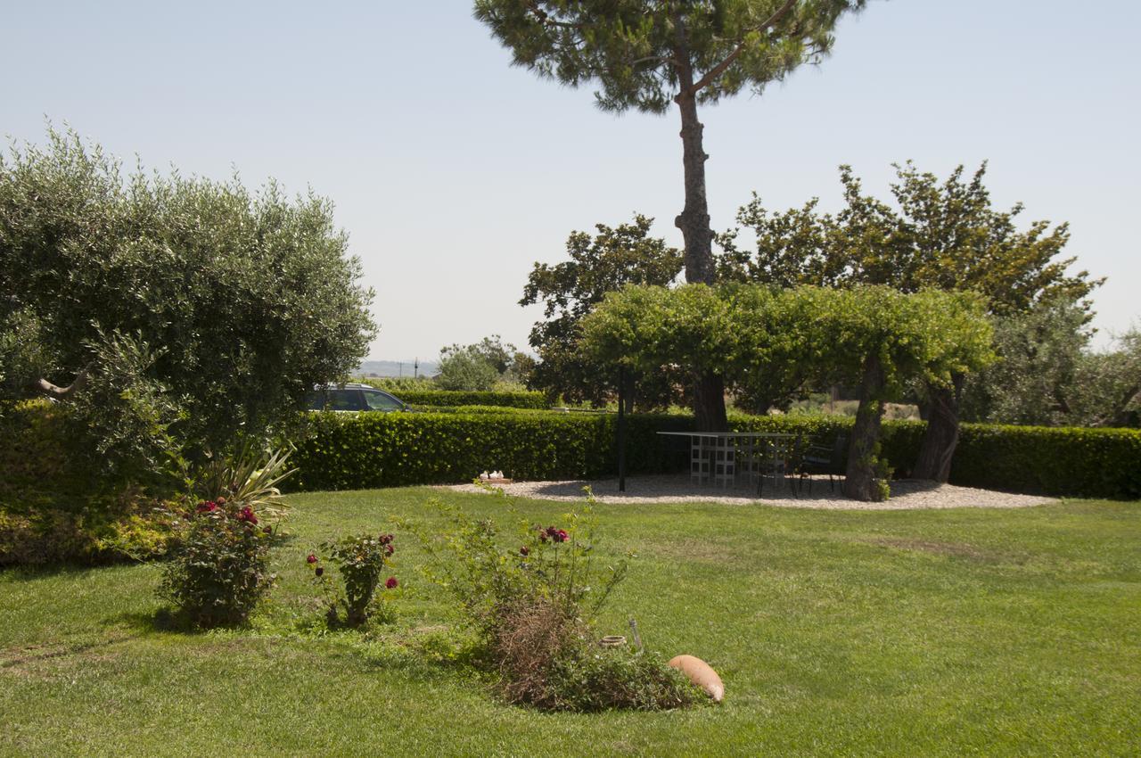 Hotel Rural Cal Ruget Vilobi Del Penedes エクステリア 写真