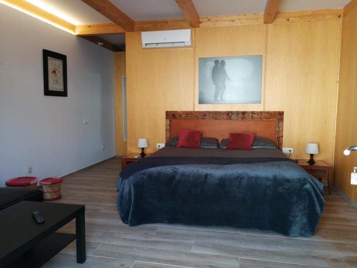 Hotel Rural Cal Ruget Vilobi Del Penedes エクステリア 写真