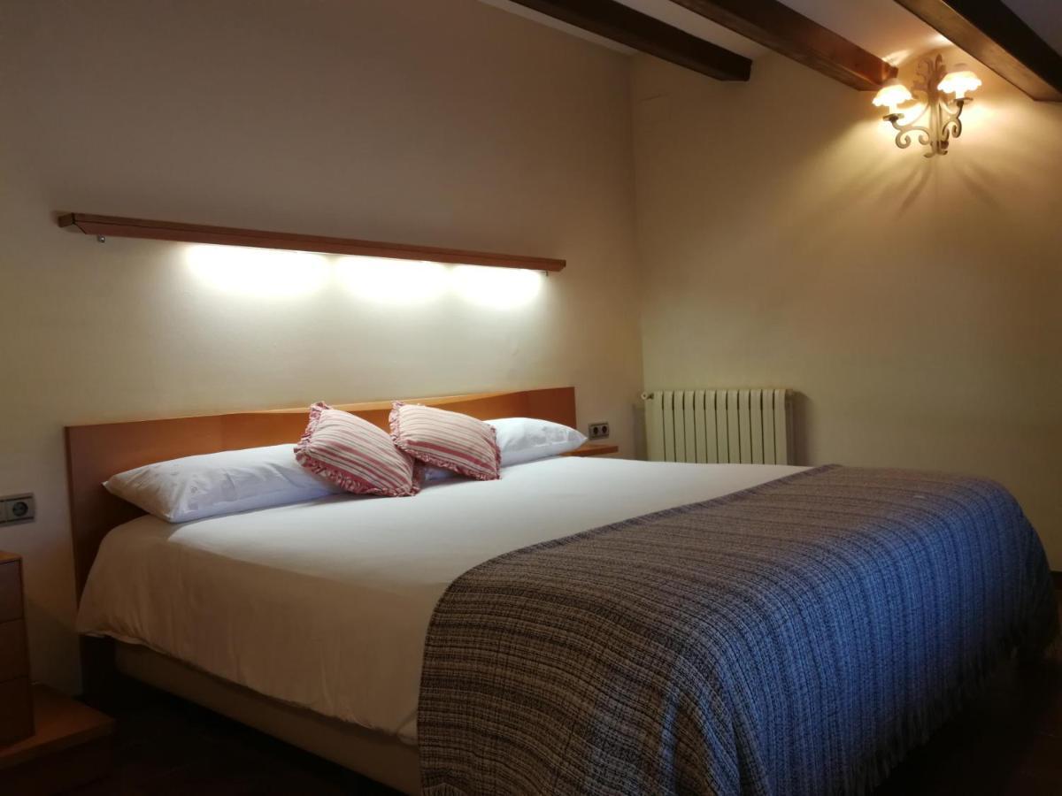 Hotel Rural Cal Ruget Vilobi Del Penedes エクステリア 写真