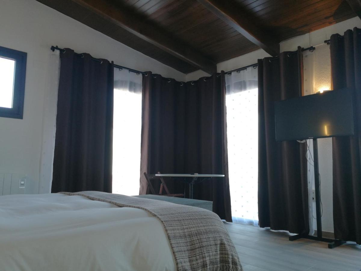 Hotel Rural Cal Ruget Vilobi Del Penedes エクステリア 写真
