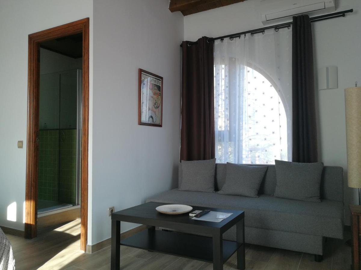 Hotel Rural Cal Ruget Vilobi Del Penedes エクステリア 写真